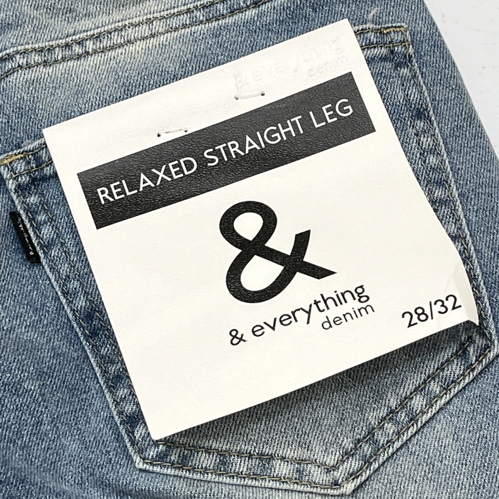 & Everything Denim Jeans Relaxed Straight Leg Size 28/32 Distressed Light Wash - Picture 5 of 16